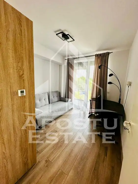 Apartament cu 3 camere, decomandat, in Dumbravita