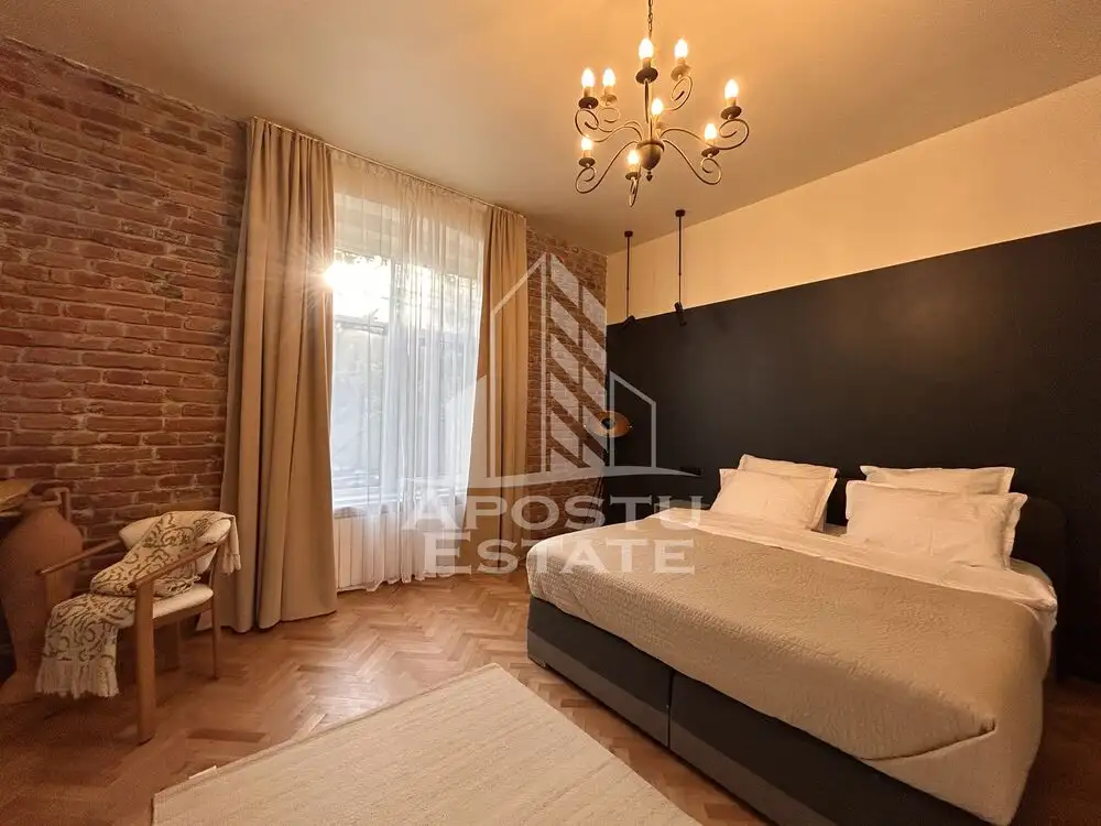 Apartament cu o camera spatios, complet renovat in Piata Balcescu