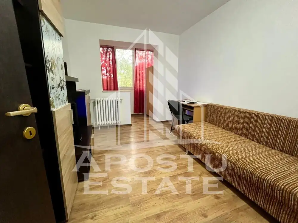 Apartament 2 camere,etaj1/4,in zona Liviu Rebeanu/Spitalul Judetean