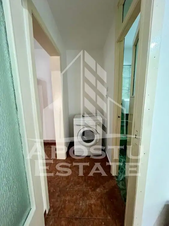 Apartament 3 camere,centrala proprie,zona Lipovei