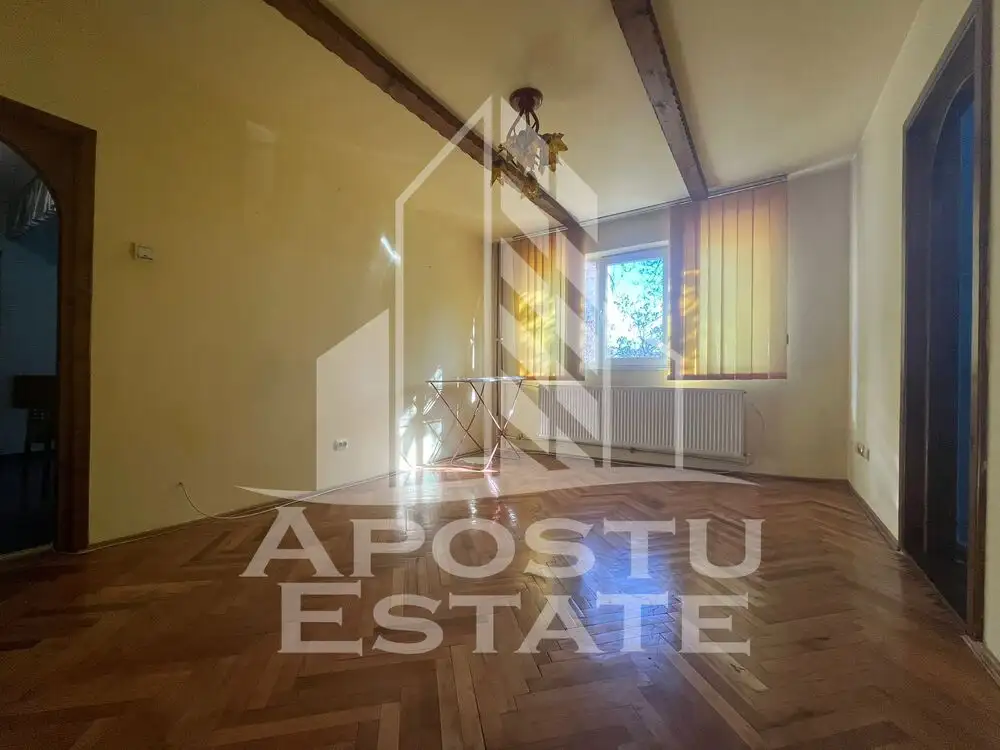 Apartament cu 2 camere, semidecomandat,  etaj intemediar, Sagului