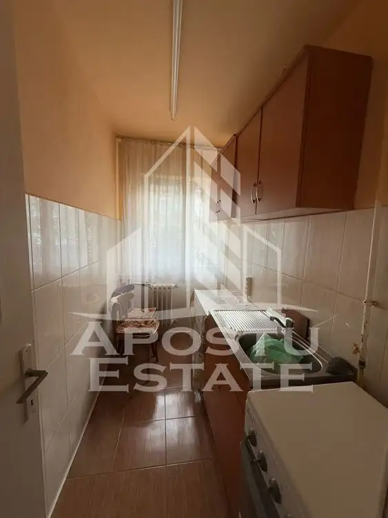 Apartament 2 camere, etaj 1, zona Iosefin