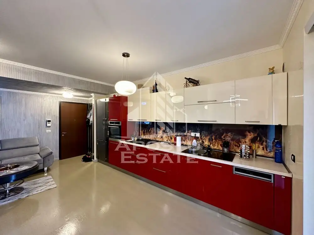 Apartament cu 2 camere, etajul intai, Torontalului