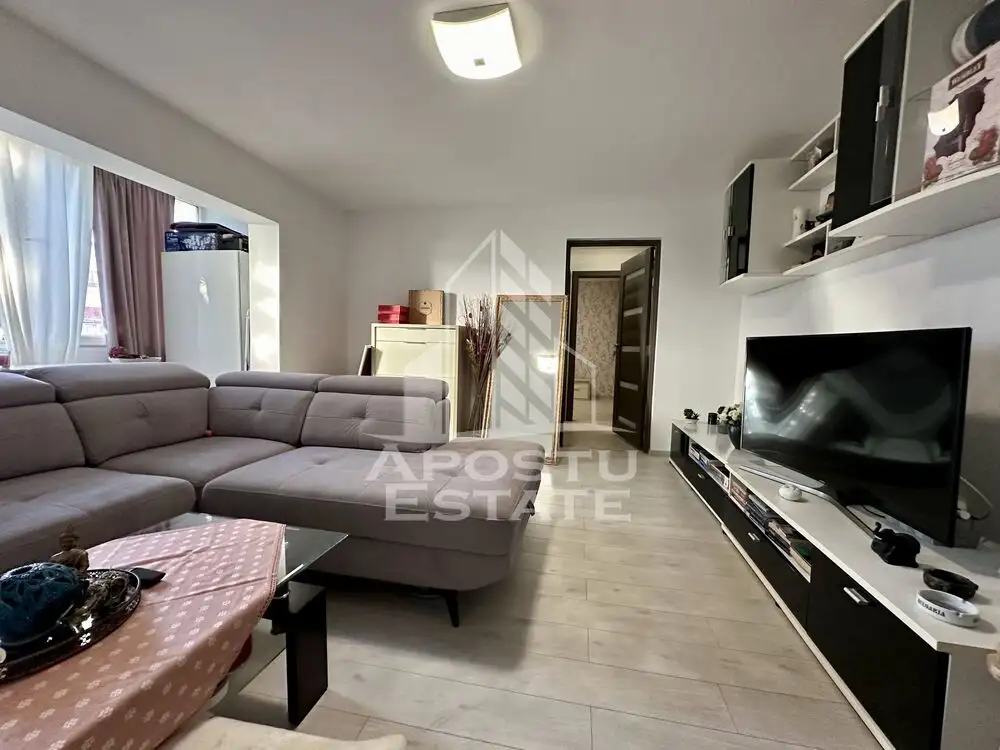 Apartament cu 2 camere, etajul 2, centrala proprie, zona Girocului