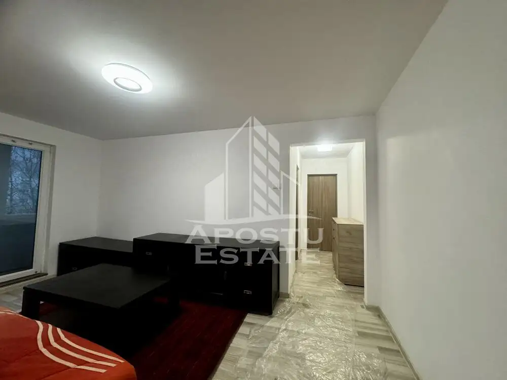 Apartament cu 3 camere, proaspat renovat, zona Dacia