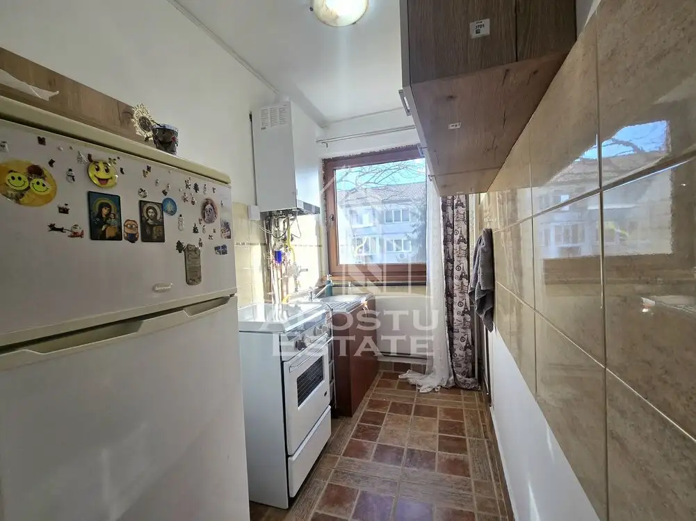 Apartament cu 2 camere, etaj intermediar, centrala proprie, Cetatii