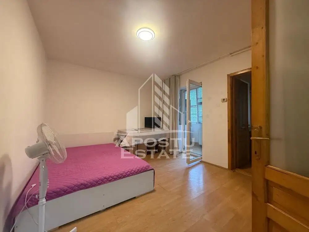 Apartament 1 camera, spatios, sona Sagului