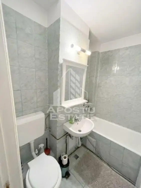 Apartament cu 2 camere,decomandat, centrala proprie, Iuliu Maniu