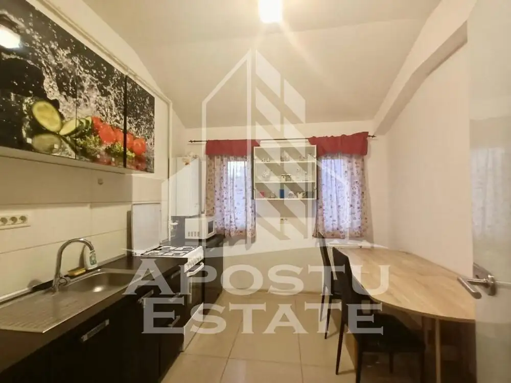 Apartament cu 2 camere, decomandat, in Giroc