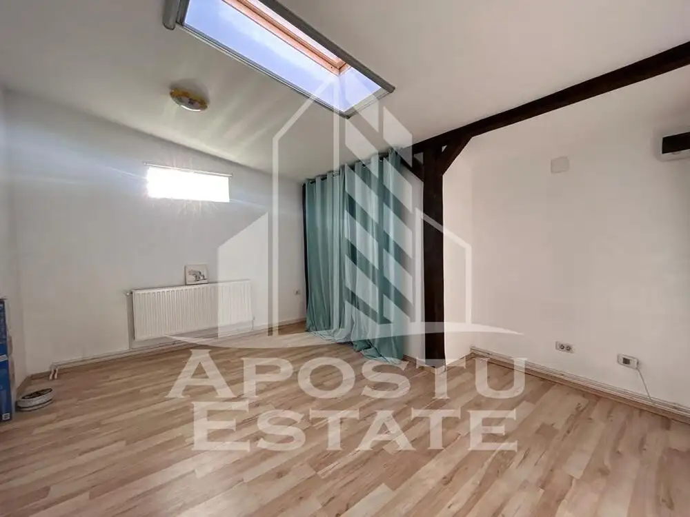 Apartament 3 camere pe 2 nivele in zona Balcescu