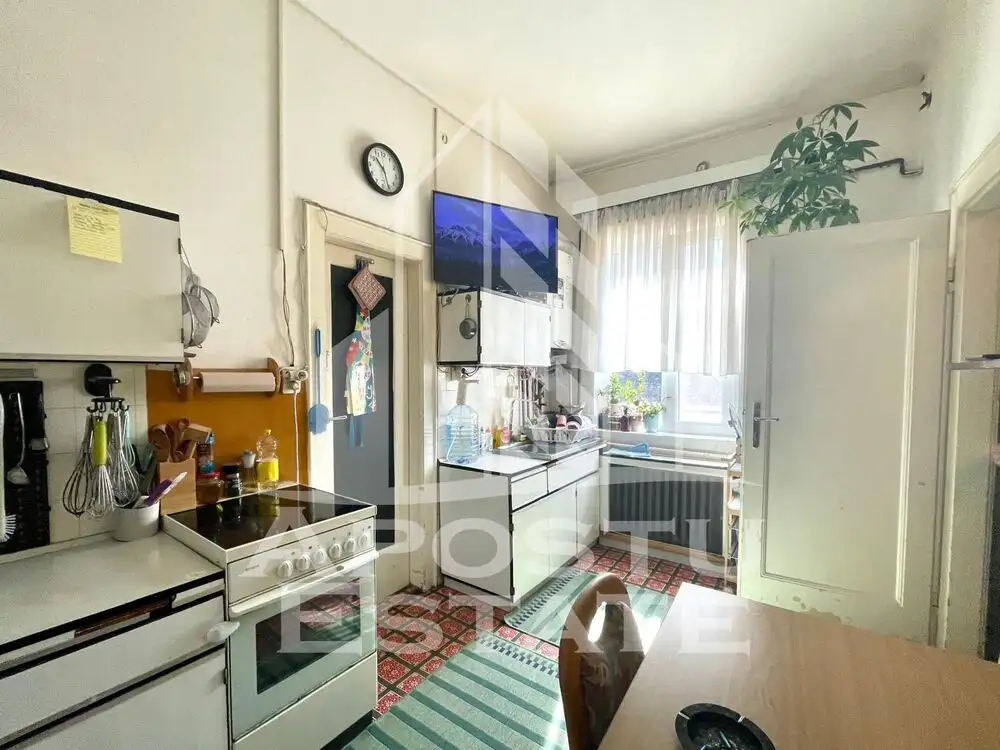 Apartament 3 camere, zona Centrala - Piata M. Viteazu