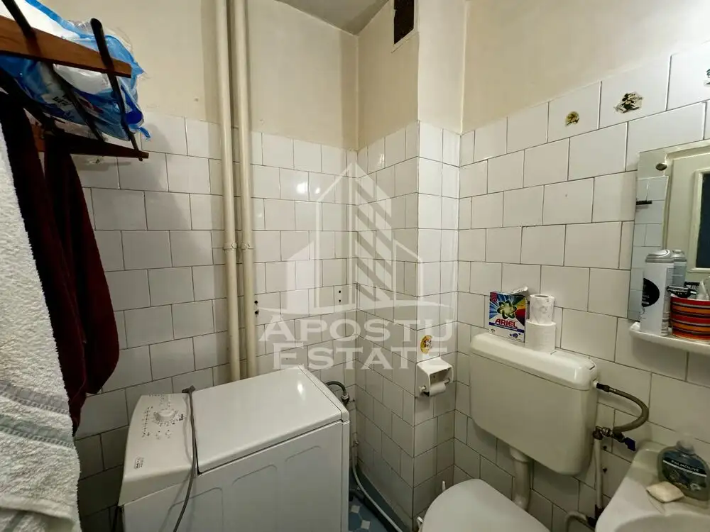 Apartament cu 2 camere, zona Circumvalatiunii