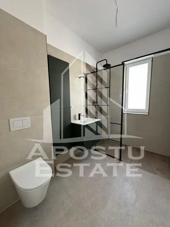 Apartament cu 2camere si bucatarie inchsa,bloc cu lift la asfalt Giroc