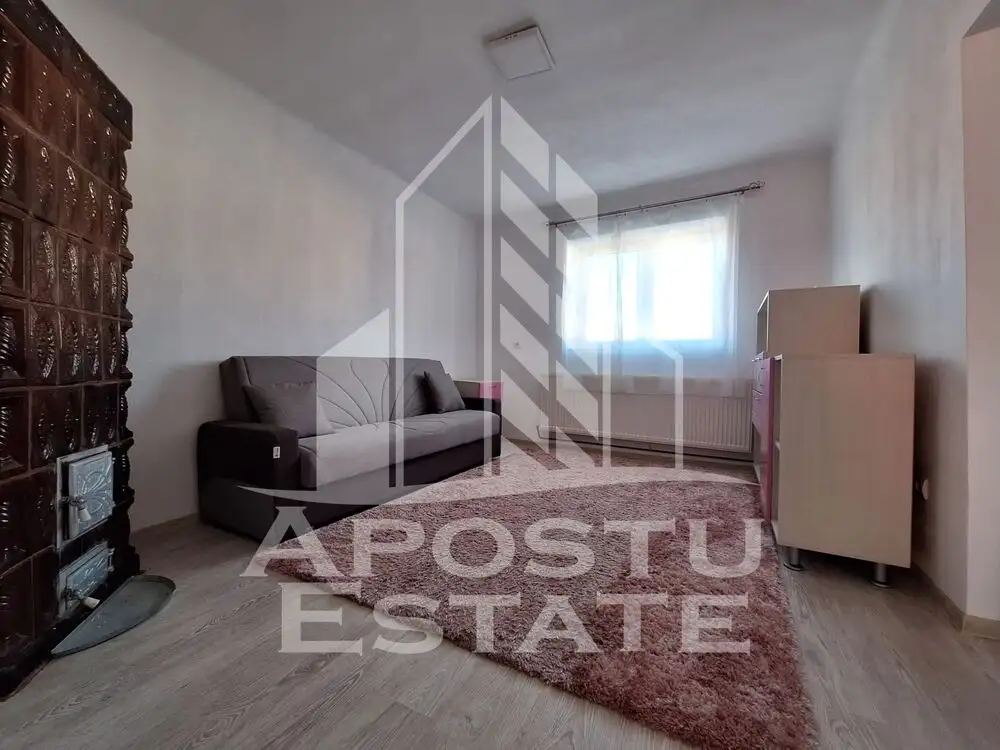 Apartament cu 2 camere la casa, curte comuna, Gai