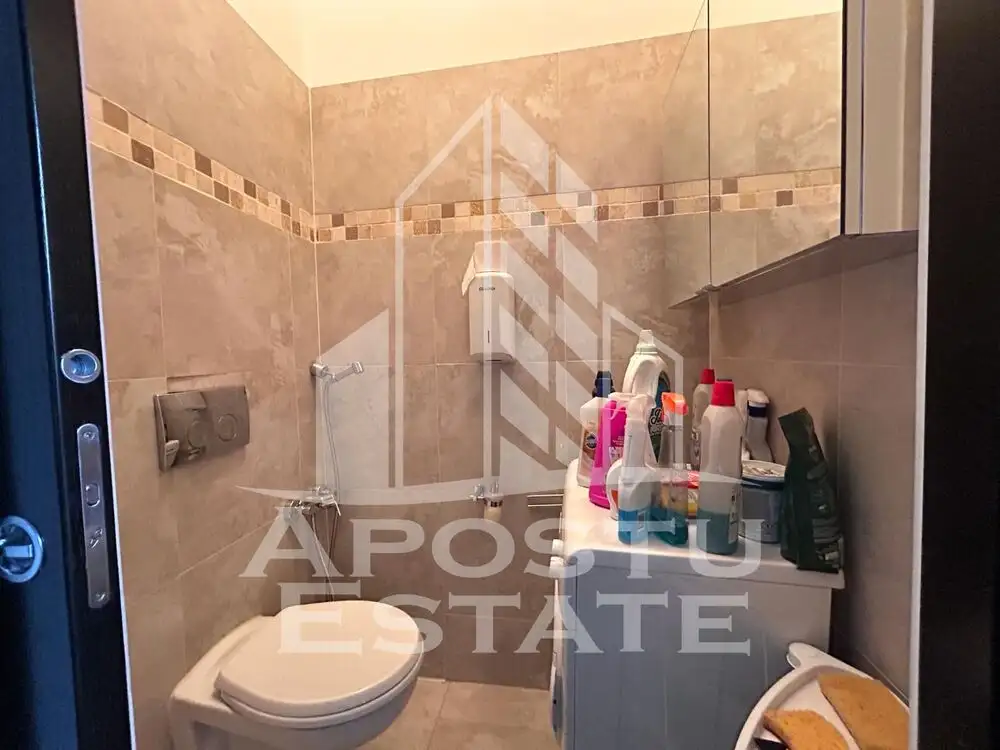 Apartament 3 camere decomandat, pod reabilitat langa Piata Iosefin