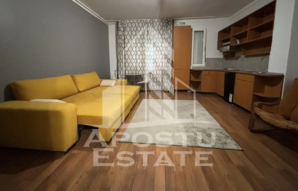 Apartament cu o camera, centrala proprie, renovat,Complexul Studentesc