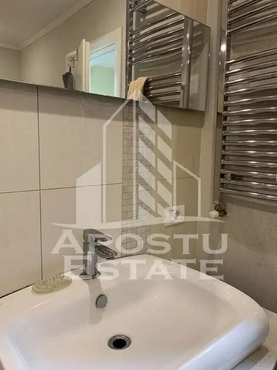 Apartament 2 camere, loc de parcare, centrala proprie, Giroc