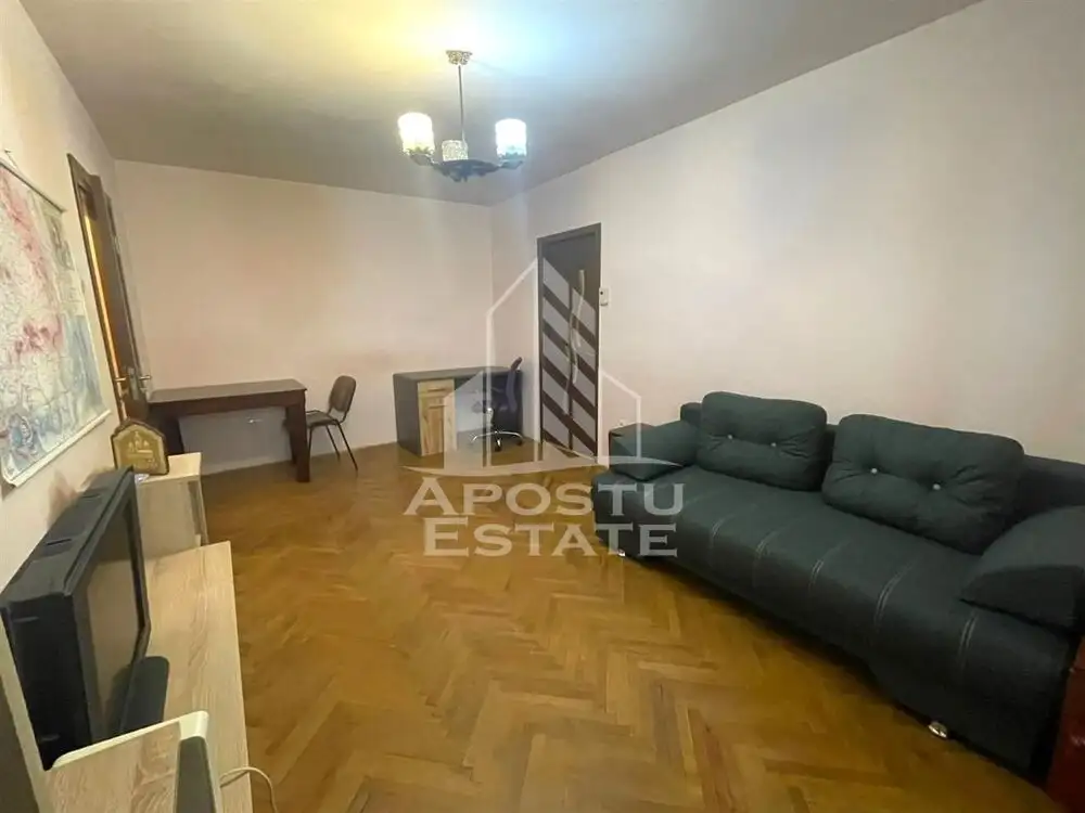 Apartament 2 camere in zona Calea Aradului