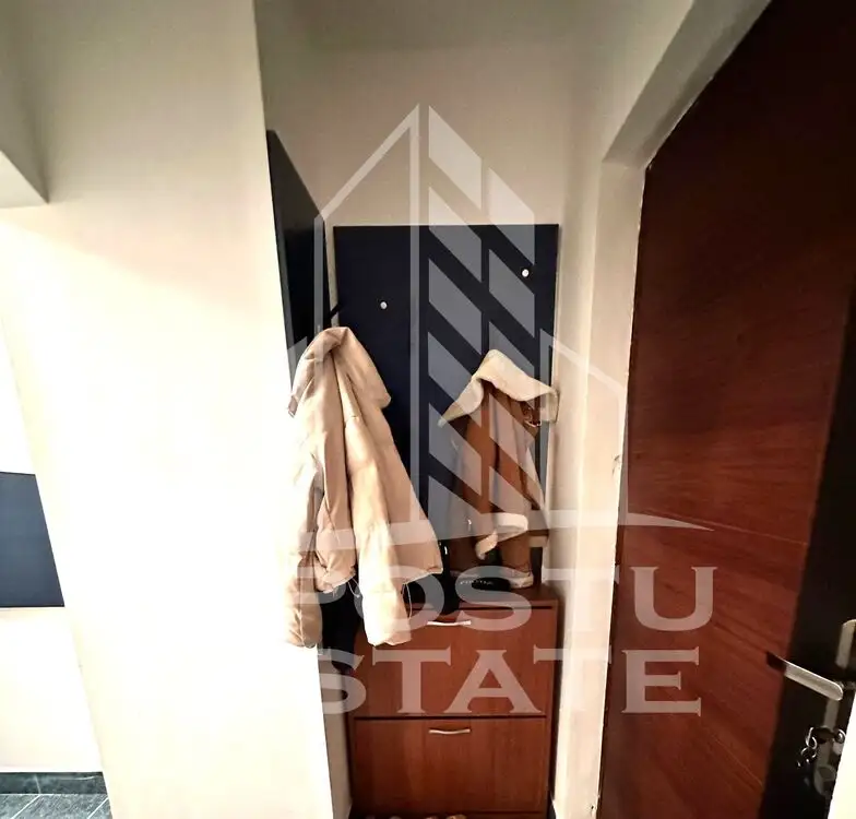 Apartament cu 3 camere, de vanzare, in zona Fortuna, Arad