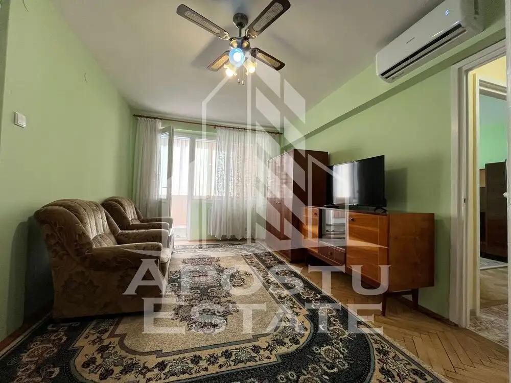 Apartament cu 2 camere, semidecomandat situat pe B-dul Dragalina