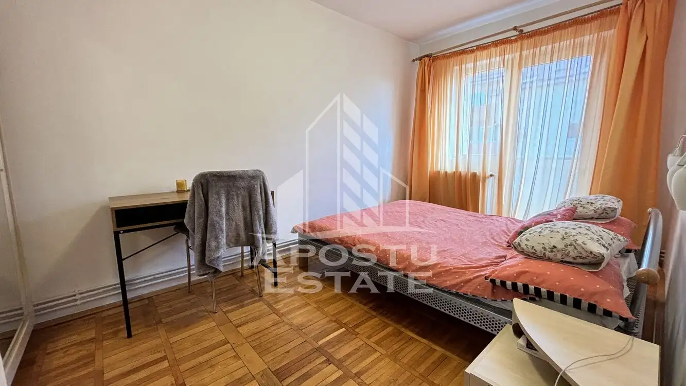 Apartament cu 3 camere, centrala proprie, Zona Simion Barnutiu