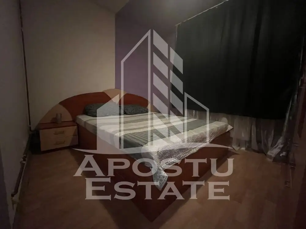 Apartament cu 2 camere, semidecomandat, etaj intermediar