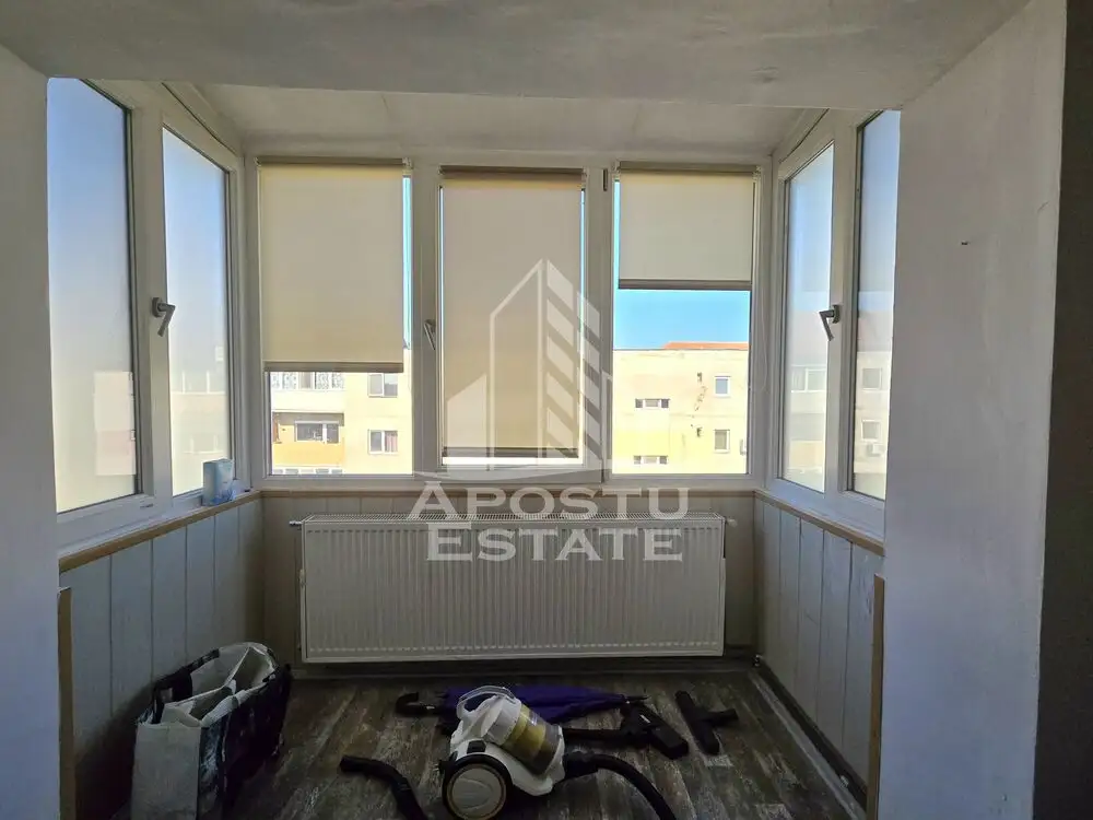 Apartament cu 2 camere, semidecomandat, zona Lipovei