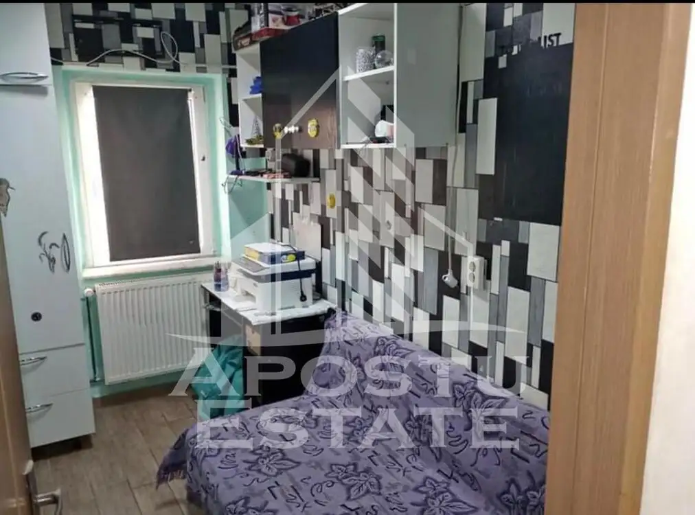 Apartament cu 2 camerecentrala proprie situat in zona Buziasului