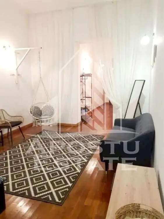 Apartament cu 2 camere , 66 mp , centrală proprie, zona Ultracentrala