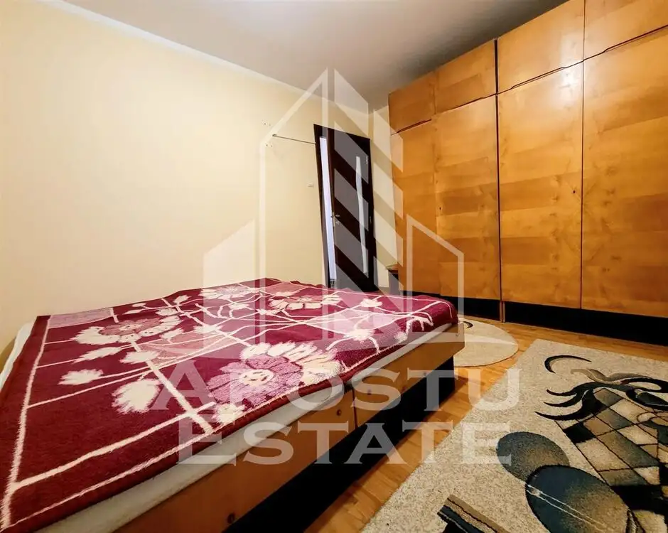 Apartament decomandat cu 2 camere, centrala proprie, zona Bucovina