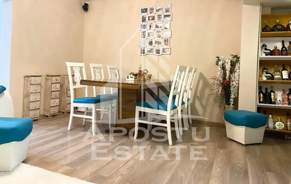 Apartament cu 4 camere,2 bai, centrala proprie, zona Micalaca