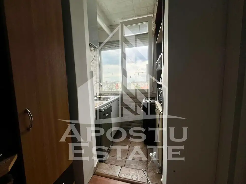 Apartament 3 camere,centrala proprie,aer conditionat,zona Dacia