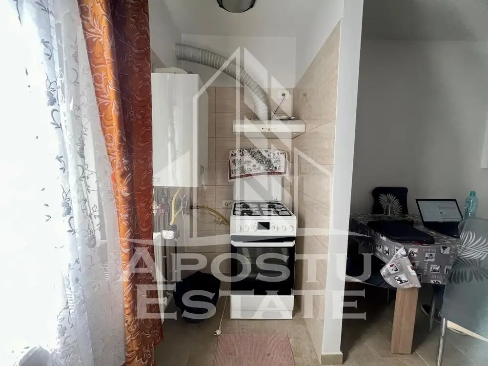 Apartament 2 camere,centrala proprie,zona Simion Barnutiu