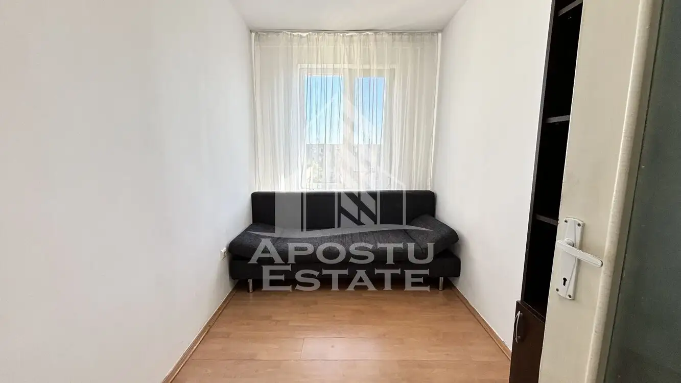 Apartament 2 camere, et. intermediar, Complexul Studentesc