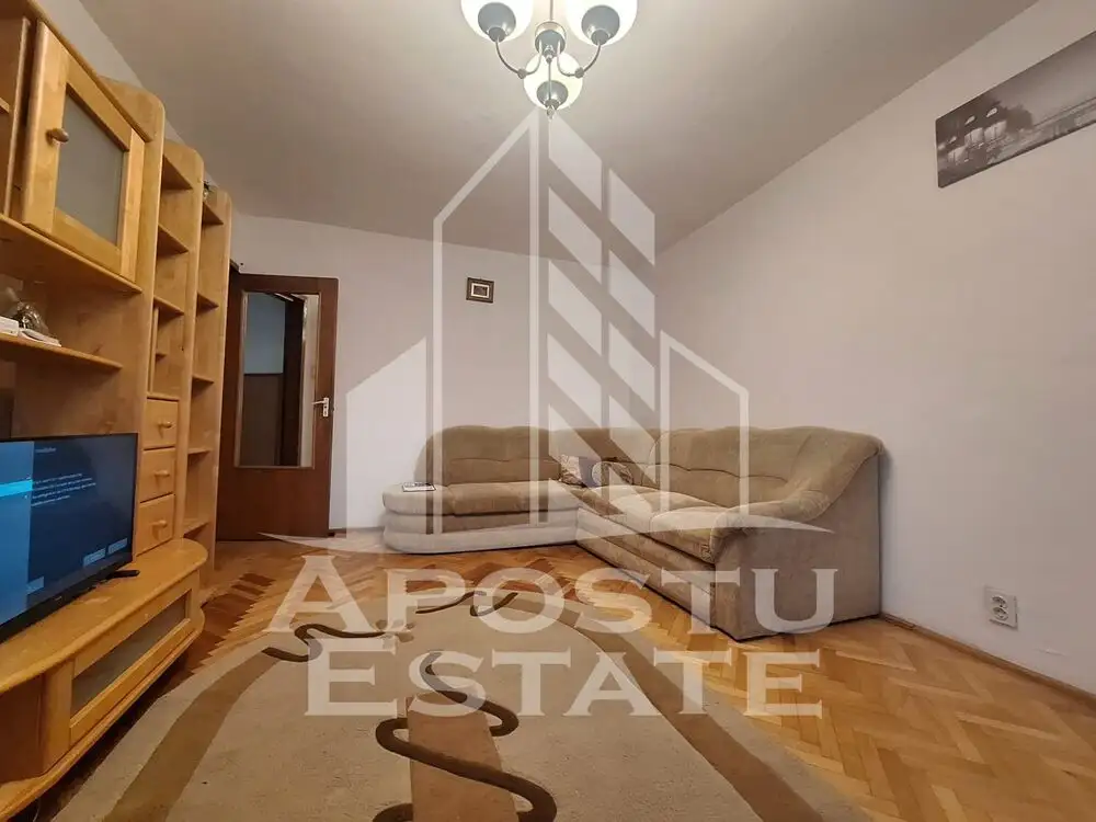 Apartament cu 2 camere, decomandat, 64 mp utili, Aurel Vlaicu