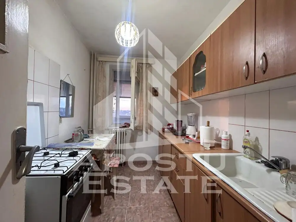 Apartament cu 2 camere, etaj intermediar in Iosefin langa Pompieri