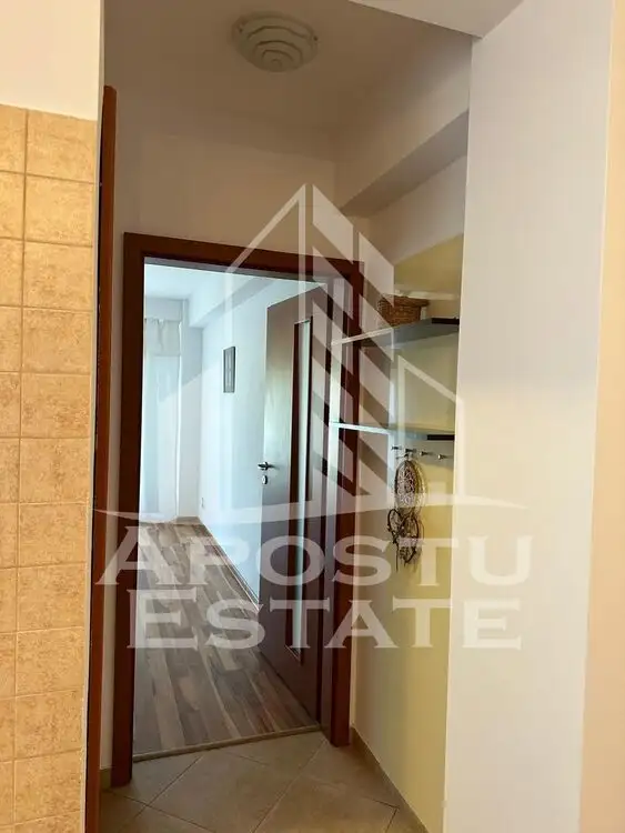 Apartament 3 camere, bloc nou, etajul 1, zona Calea Aradului