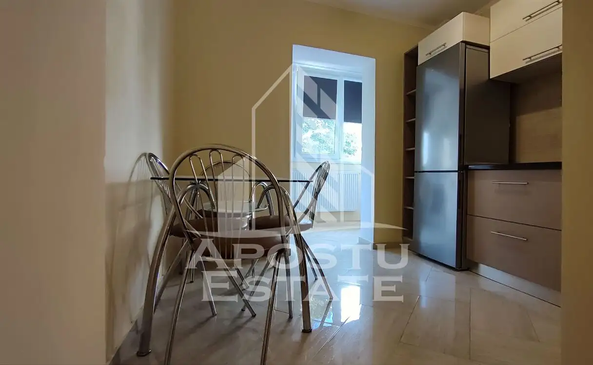 Apartament cu 2 camere,  decomandat , zona Podgoria Arad