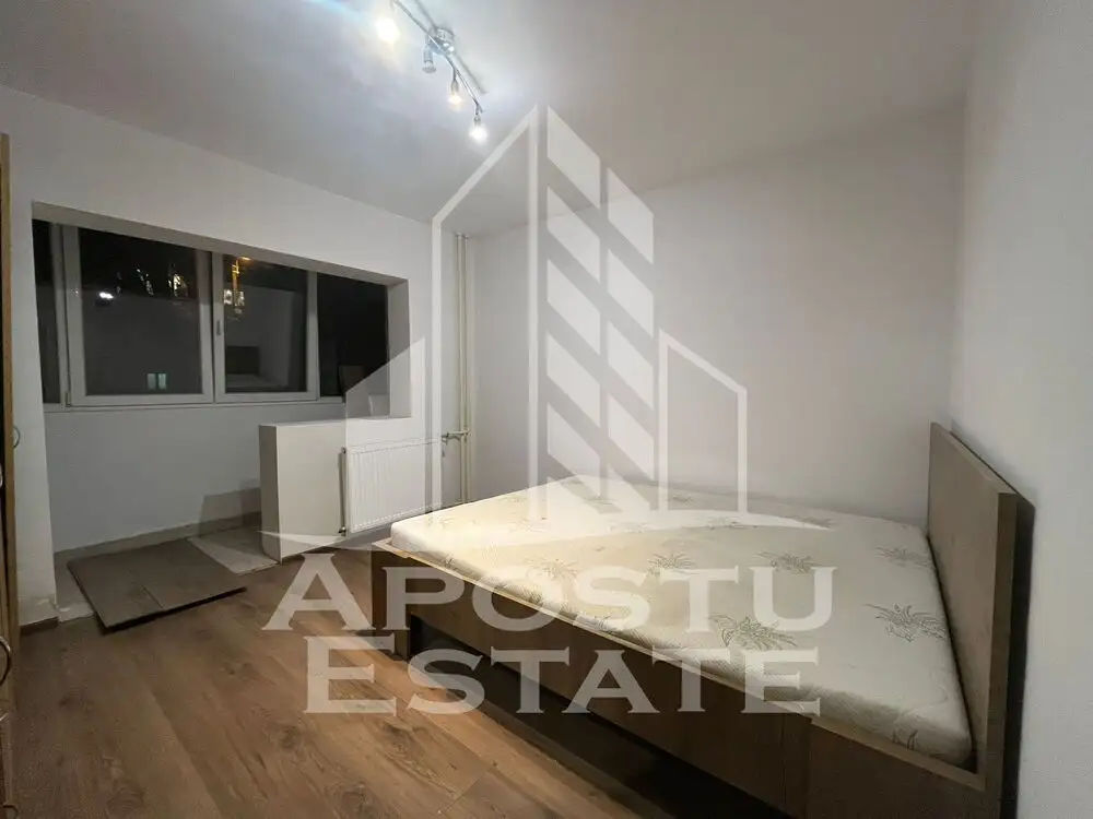 Apartament cu 2 camere, decomandat, situat in zona Girocului