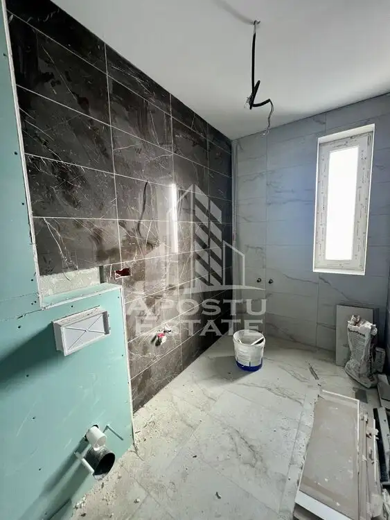 Penthouse cu scara interioara deosebita, 3 camere si 2 bai langa Lidl