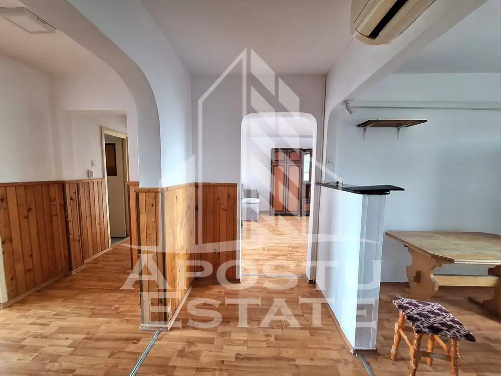 Apartament cu 3 camere, cu vedere pe 2 parti, 82 mp, Aurel Vlaicu