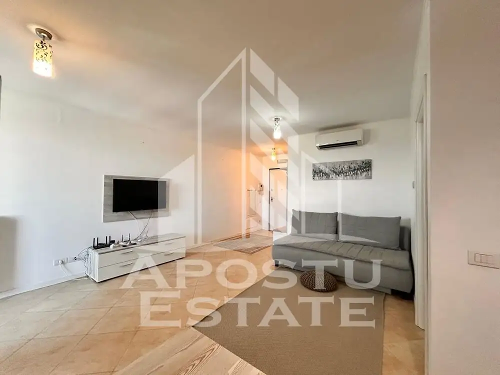 Apartament 3 camere, centrala proprie, in zona Centrala