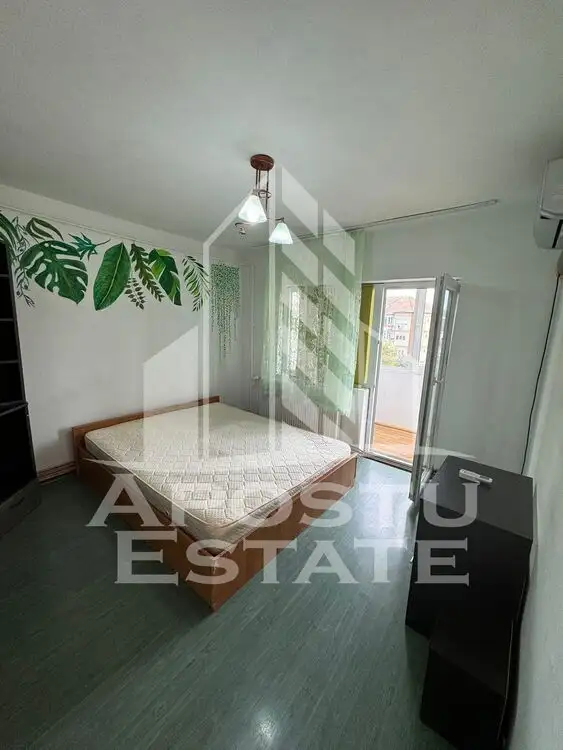 Apartament 3 camere de inchiriat in zona Soarelui cu centrala proprie