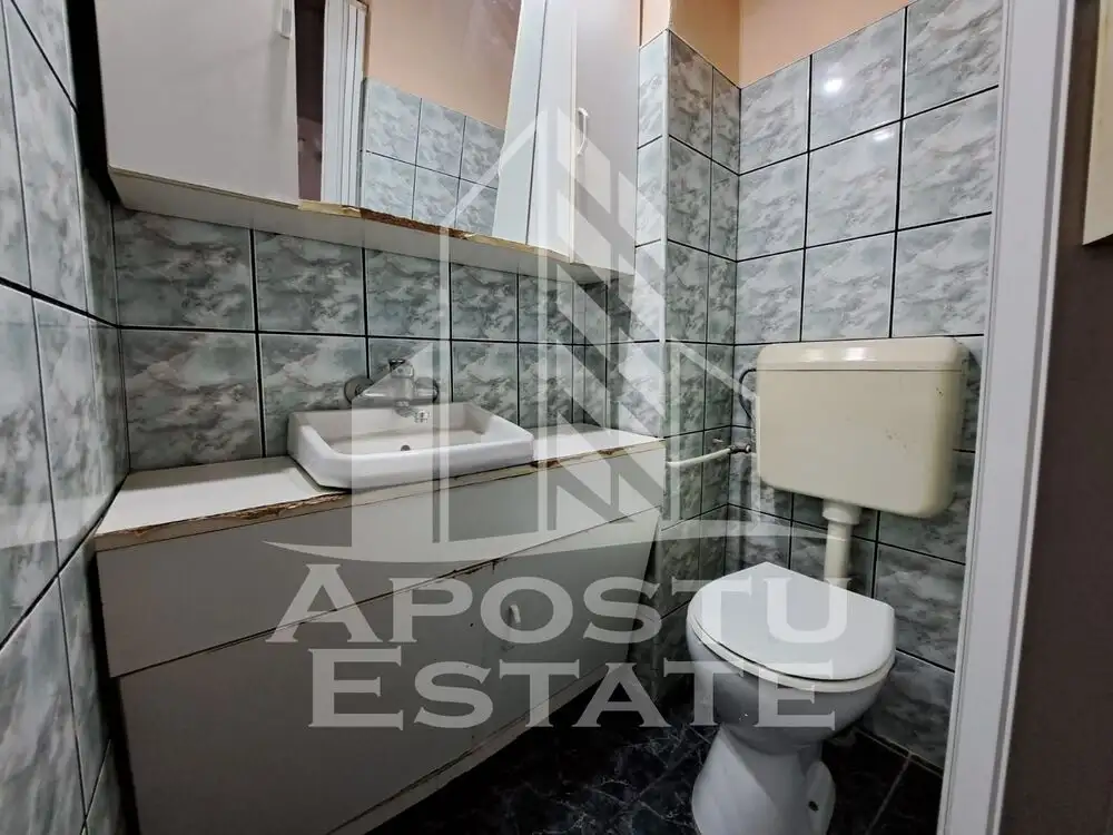 Apartament 3 camere de inchiriat in zona Soarelui cu centrala proprie