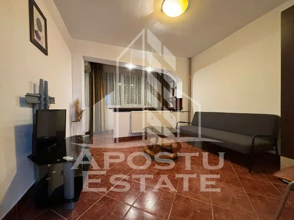 Apartament cu 2 camere, zona Complexul Studentesc