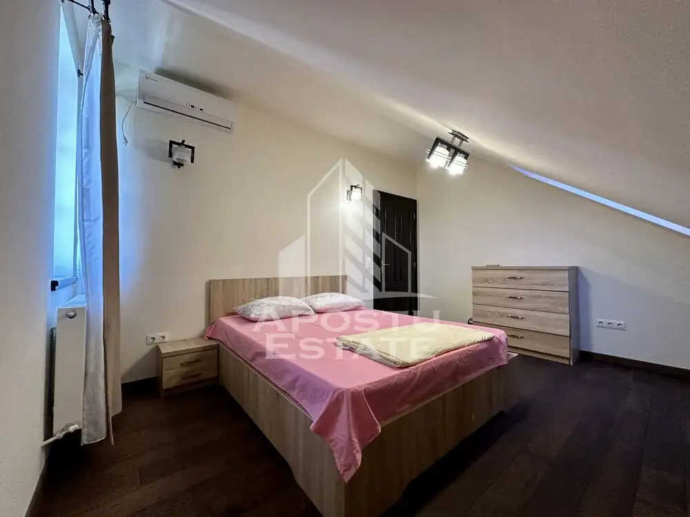 Penthouse cu scara interioara 3 camere 2 bai si dressing, zona Mehala