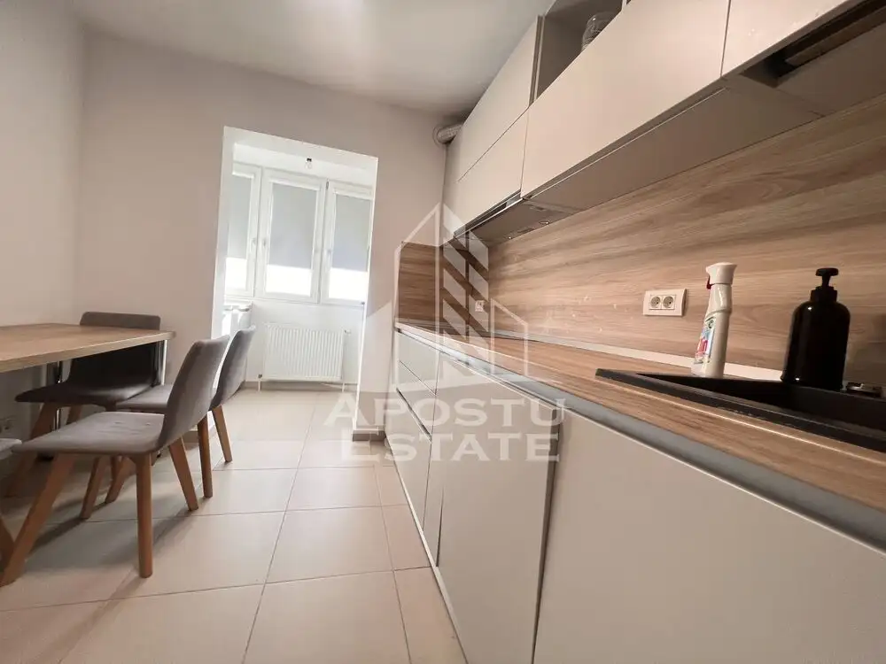 Apartament cu 3 camere, centrala proprie, zona Sala Olimpia