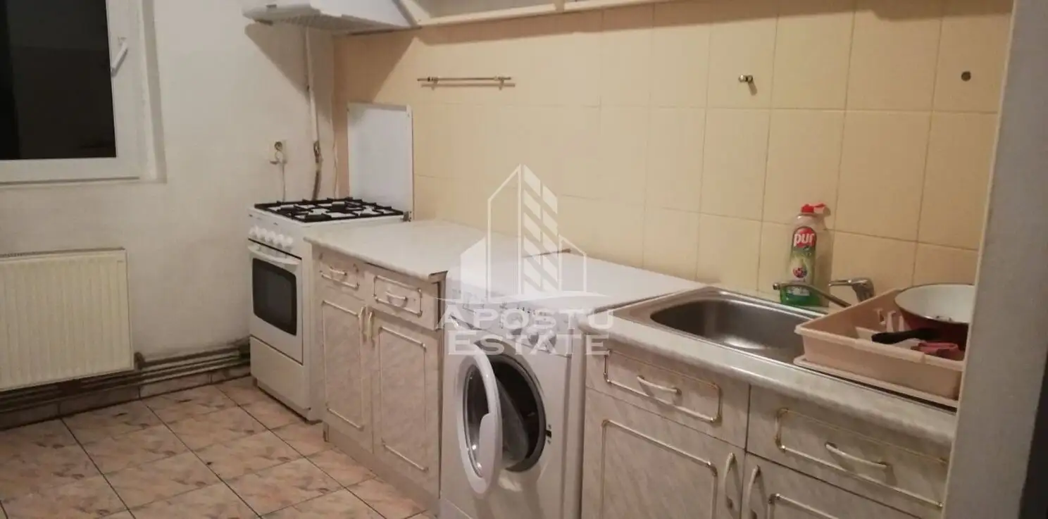 Apartament 2 camere, centrala proprie, 50mp, zona UVT