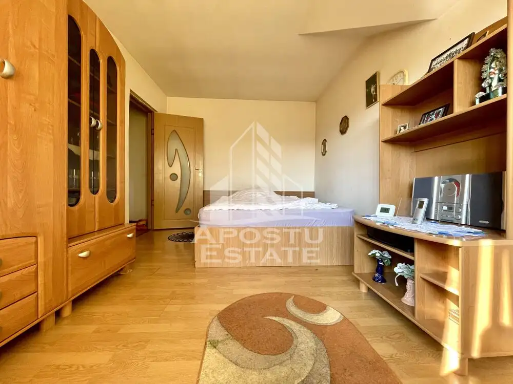 Apartament cu 2 camere, 68 mp utili, zona Girocului