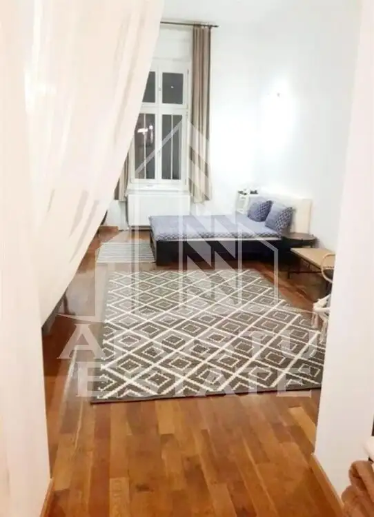 Apartament cu 2 camere , 66 mp , centrală proprie, zona Ultracentrala